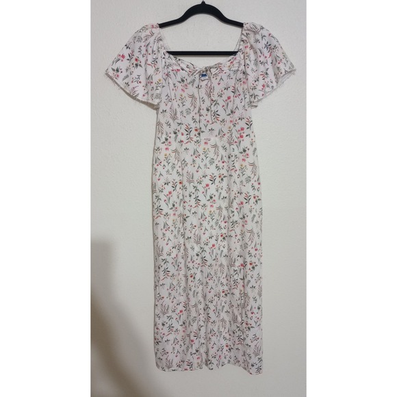 Old Navy Dresses & Skirts - Old Navy Floral Flutter Sleeve Smocked Midi Dress White XS Cottagecore Boho
